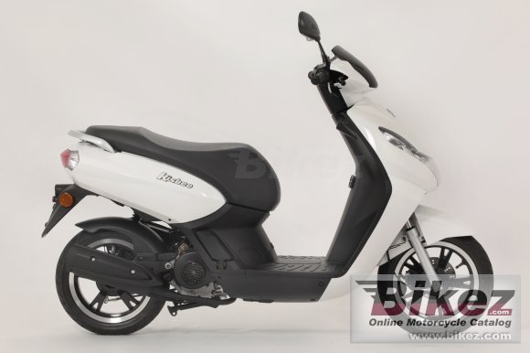 2012 Peugeot Kissbee 50 photo
